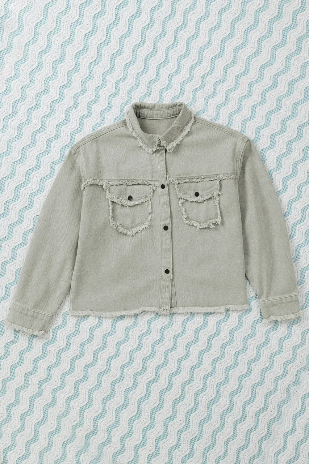 Distressed Flap Pockets Frayed Hemline Denim Jacket